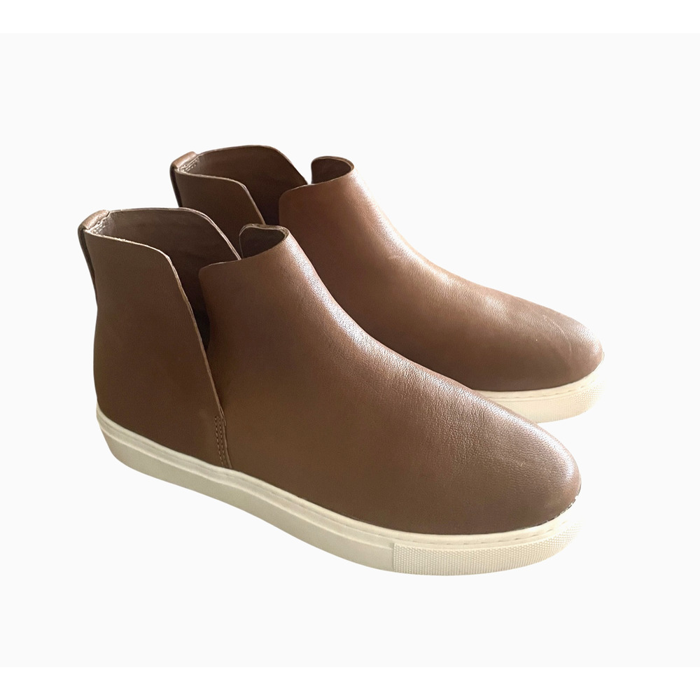 NWOT BIRDIES The Falcon Size 9.5 Brown Leather Water Resistant Sneaker Booties